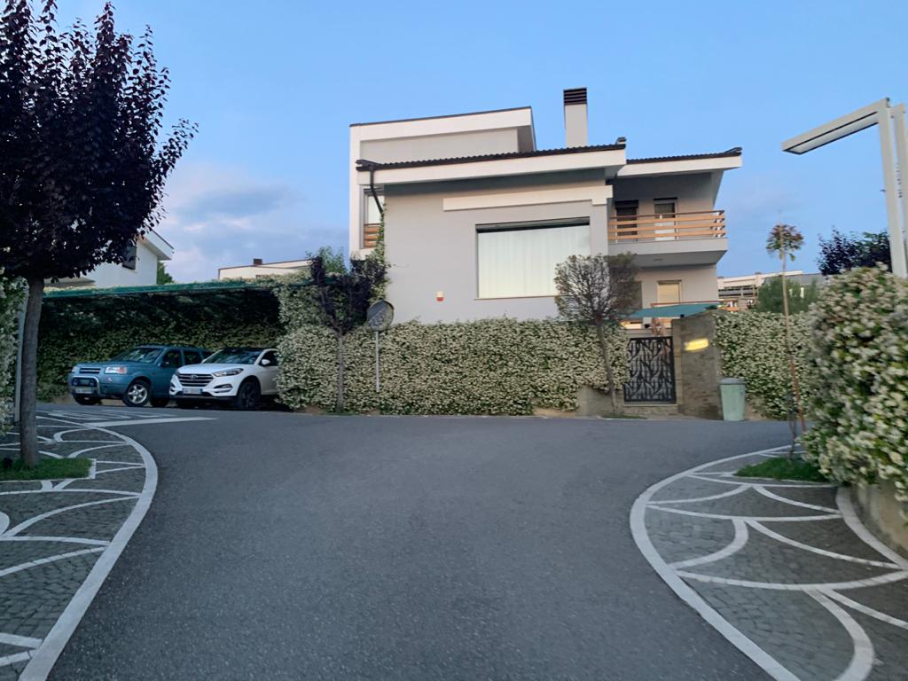 VILLA FOR RENT AT LONG HILL RESIDENCE ADXA Property