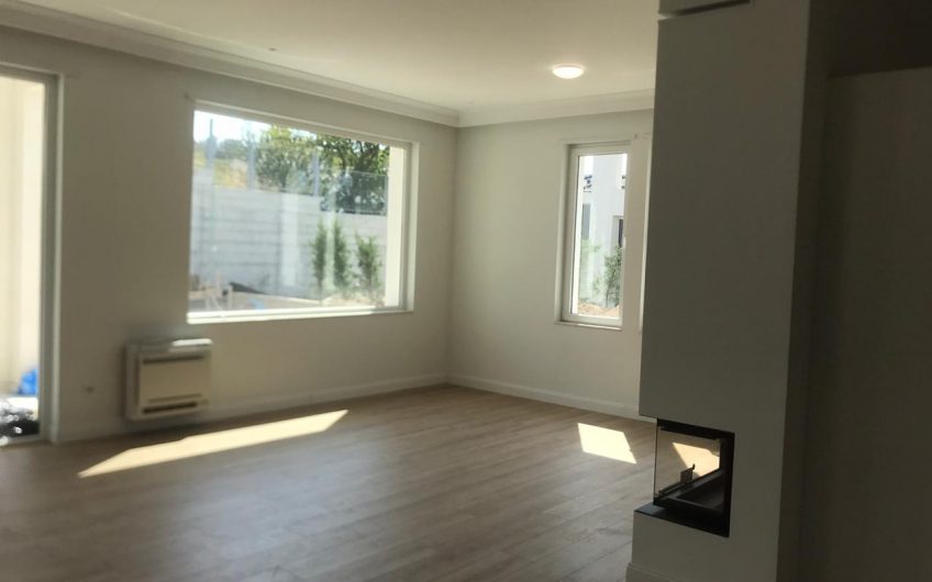 Villa for Rent at Rolling Hills