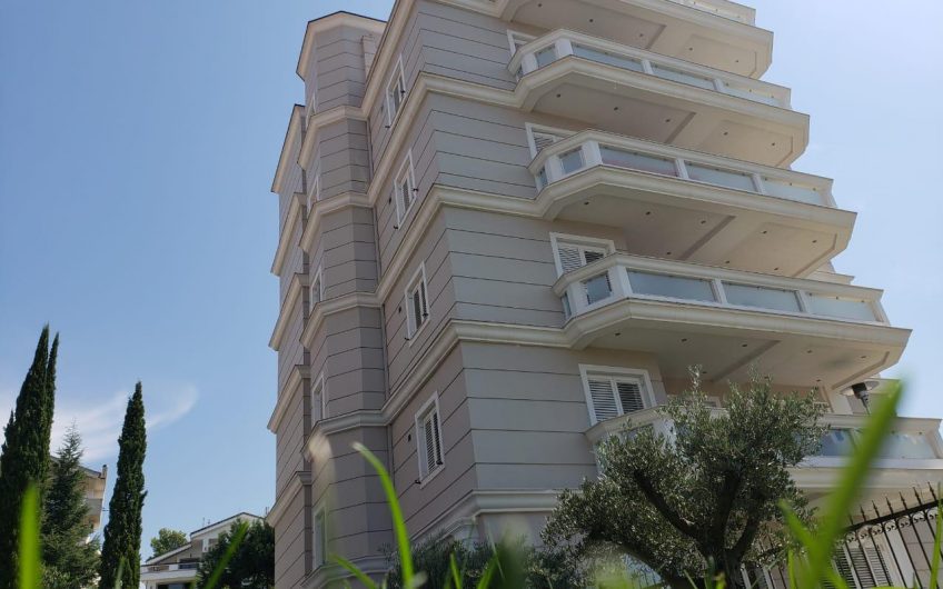 Luxury Penthouse for Rent near Elbasani Street