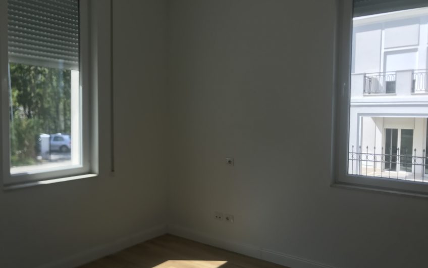 Villa for Rent at Rolling Hills