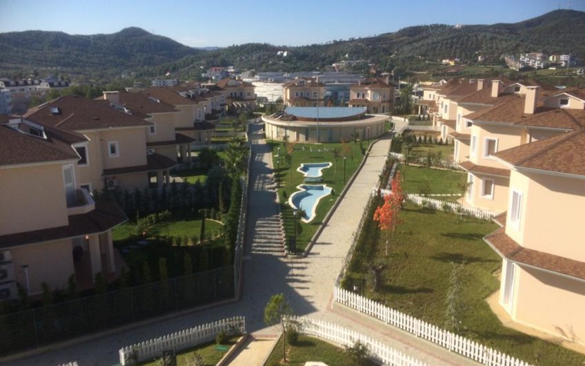 Fantastic Penthouse 3+1+Veranda for Rent in Lunder
