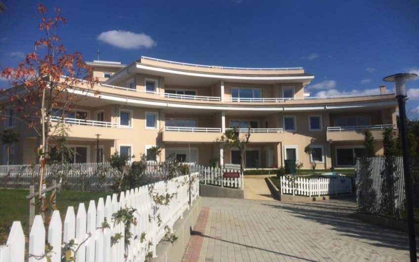 Fantastic Penthouse 3+1+Veranda for Rent in Lunder