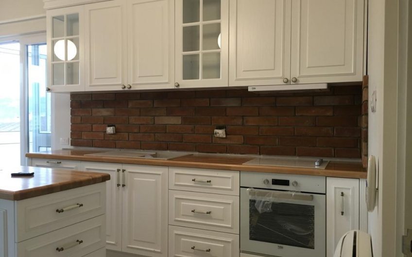 Fantastic Penthouse 3+1+Veranda for Rent in Lunder