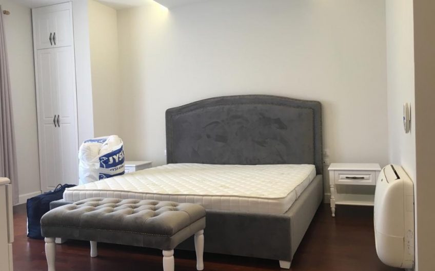 Fantastic Penthouse 3+1+Veranda for Rent in Lunder