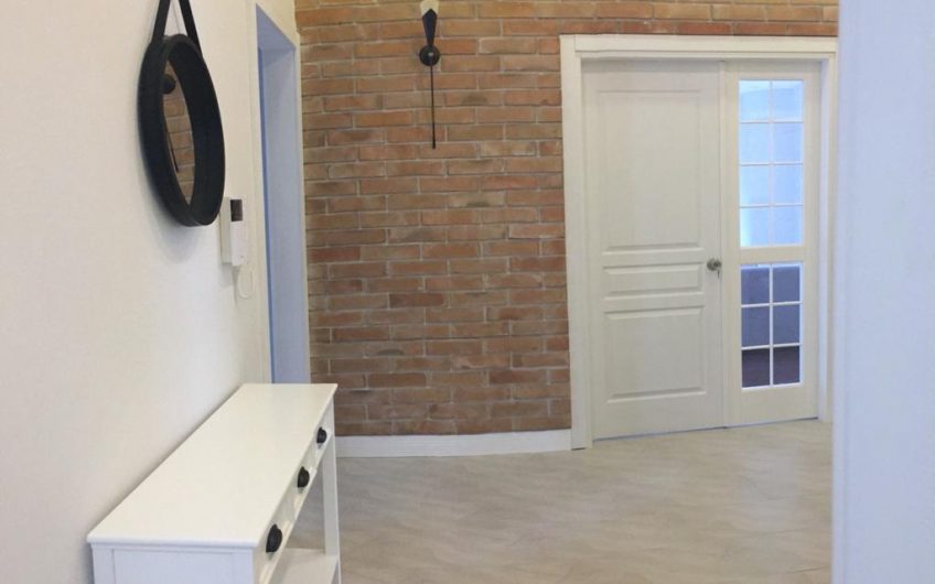 Fantastic Penthouse 3+1+Veranda for Rent in Lunder