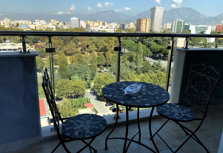 Stylish Apartment in DownTown