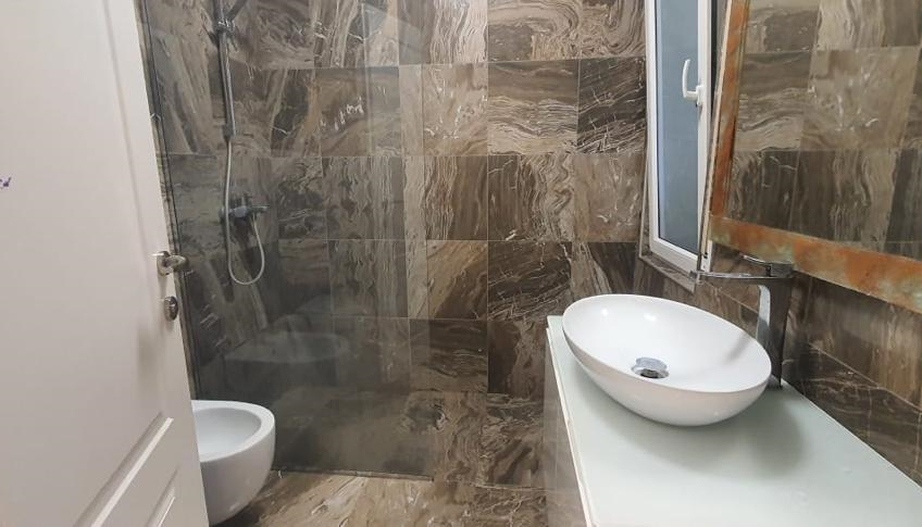 3 Bedrooms Apartments For Rent