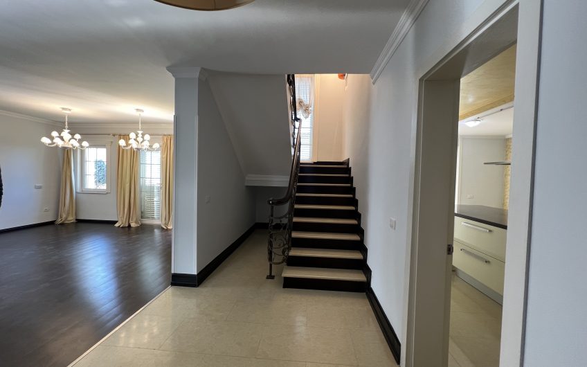 Villa for Rent in Residential Complex near TEG