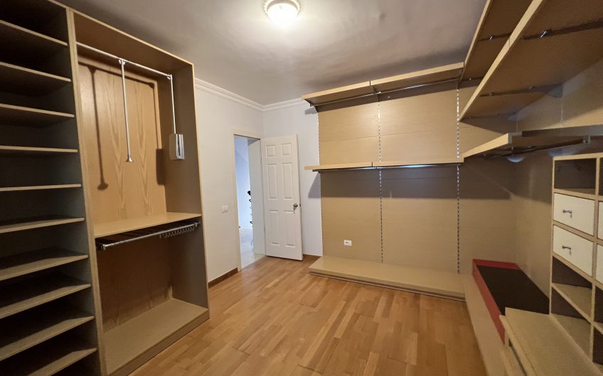 Villa for Rent in Residential Complex near TEG