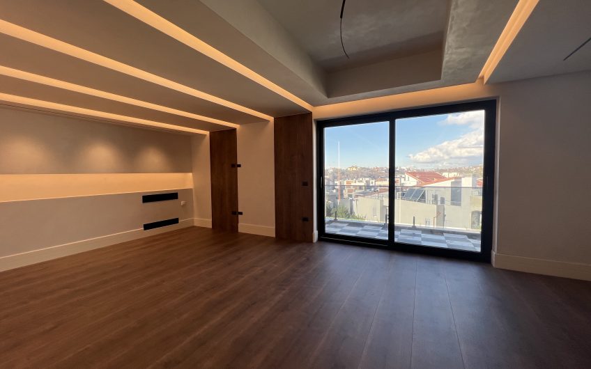 Modern style villa for Rent with private pool