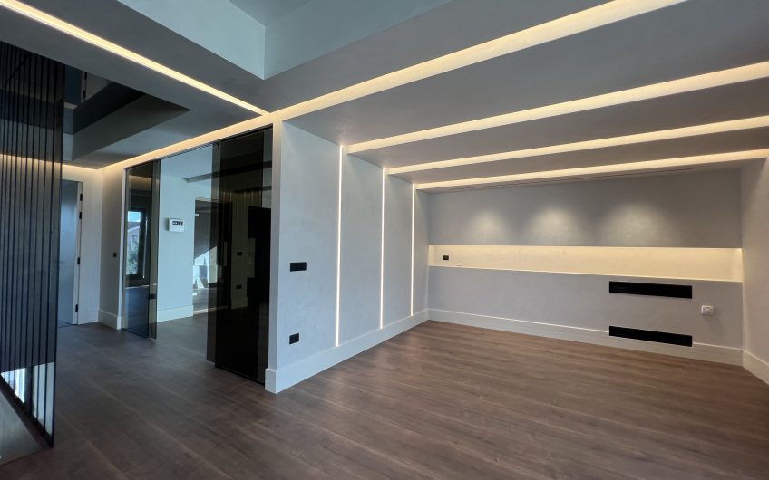 Modern style villa for Rent with private pool