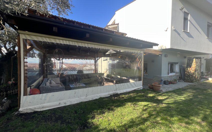 Big Villa for rent with 6 rooms