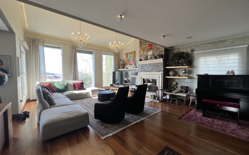 Big Villa for rent with 6 rooms