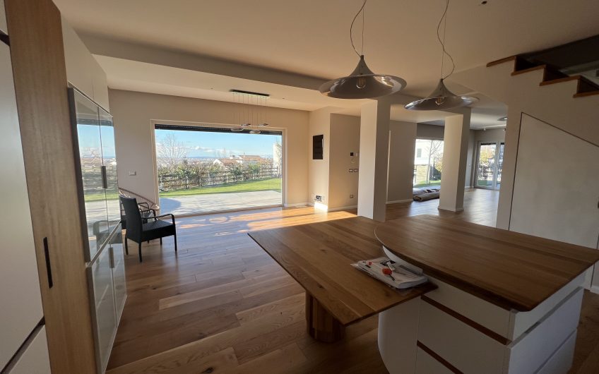 Brand new Villa for Rent 4 Bedrooms