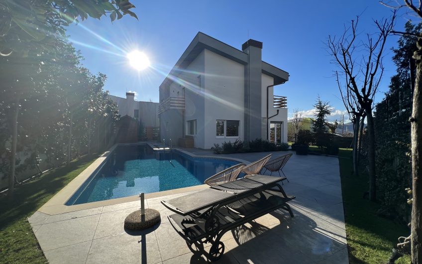 Brand new Villa for Rent 4 Bedrooms