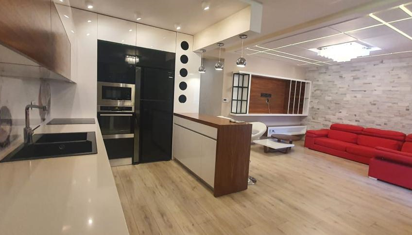 3 Bedrooms Apartments For Rent