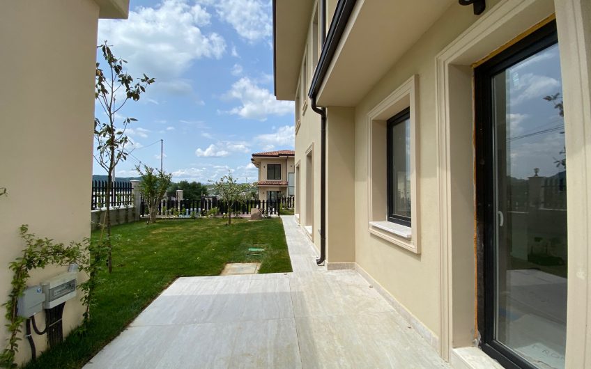 3 bedroom Villa, for rent in new residential compound