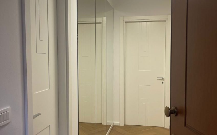 APARTMENT OR OFFICE IN BLLOK FOR RENT