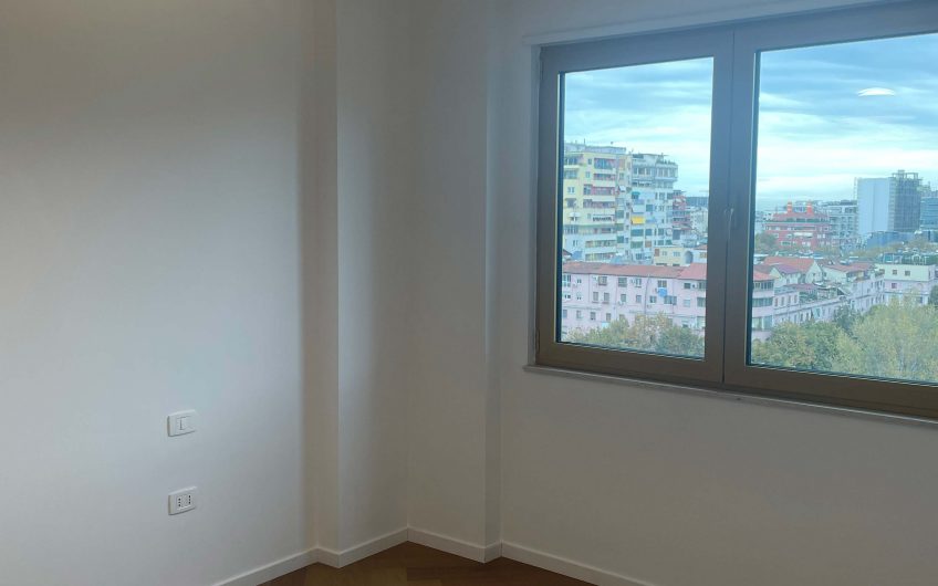 APARTMENT OR OFFICE IN BLLOK FOR RENT