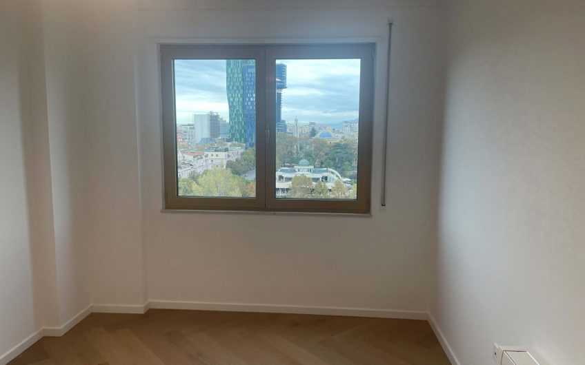 APARTMENT OR OFFICE IN BLLOK FOR RENT