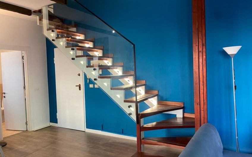 DUPLEX FURNISHED IN BLLOK
