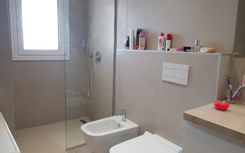RENOVATED APARTMENT 2+1  RRUGA E KAVAJES 1000 EURO