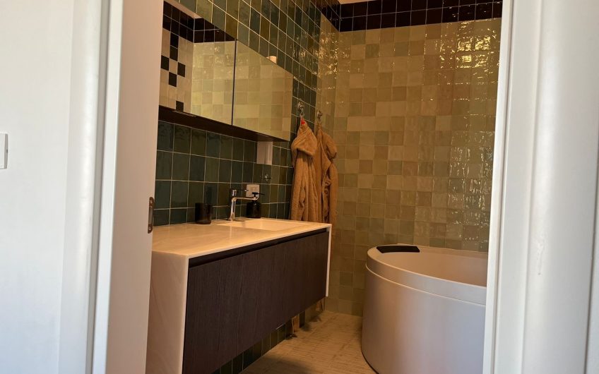 Apartment 2+1 for rent at Liqeni Thate 1200 Euro