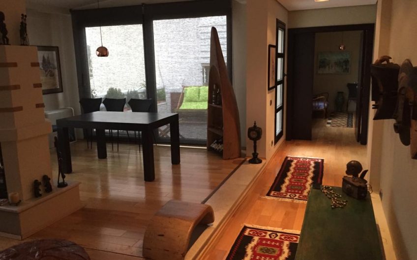 Beautiful 3+1 apartment near Air Albania 1800 euro with parking