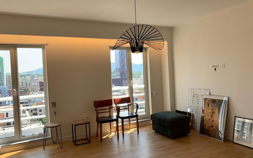Apartment in Tirana Center with Parking