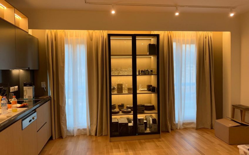Apartment in Tirana Center with Parking