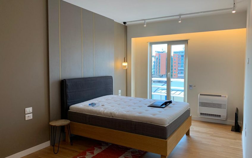 Apartment in Tirana Center with Parking