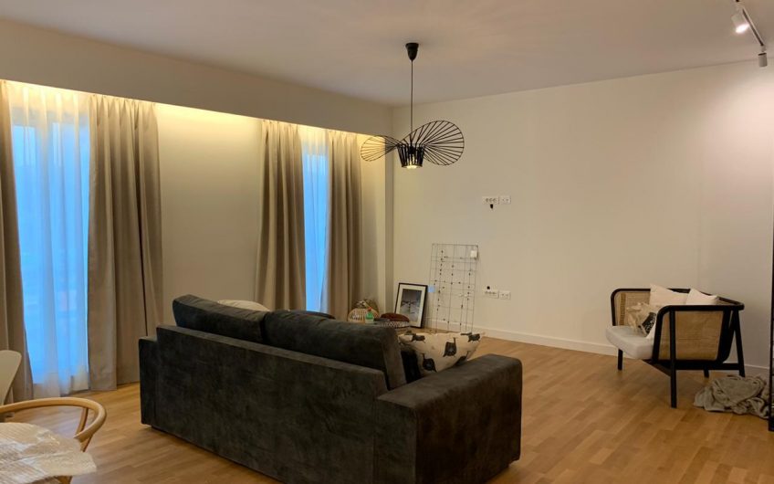 Apartment in Tirana Center with Parking