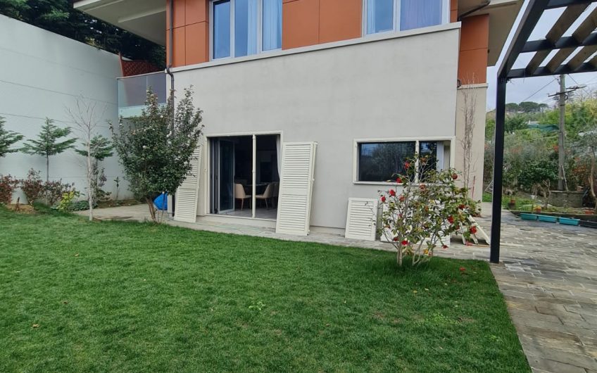 Lakefront Villa