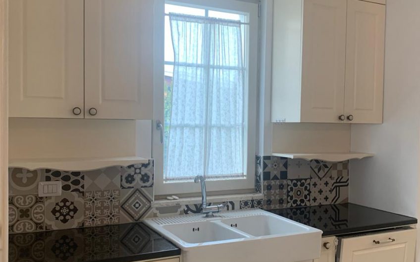 4 Bedroom villa for rent 3000 EUR