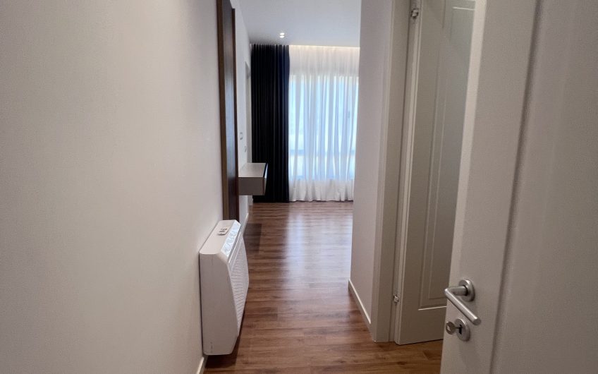 For RENT 3 bedroom, brand new appartment just by the park and Air Albania area