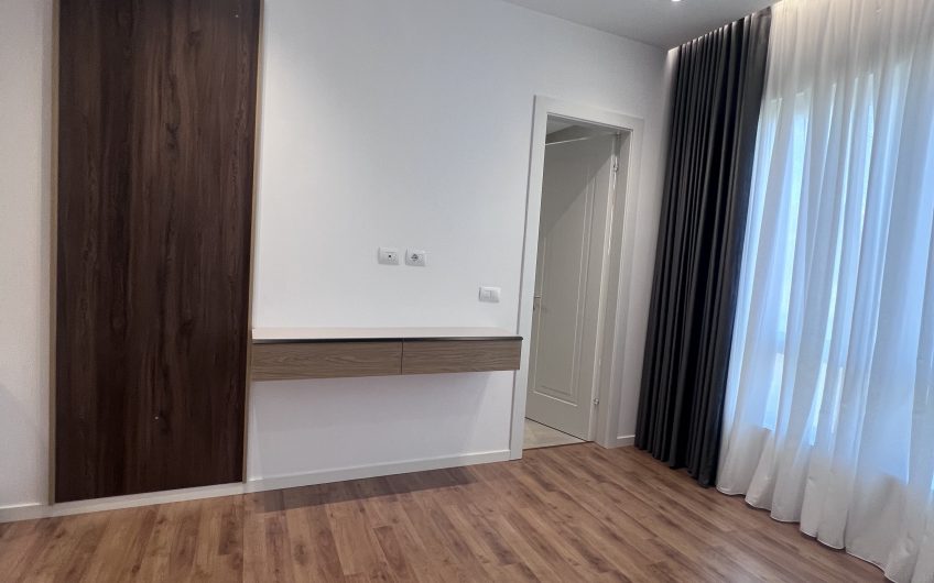 For RENT 3 bedroom, brand new appartment just by the park and Air Albania area