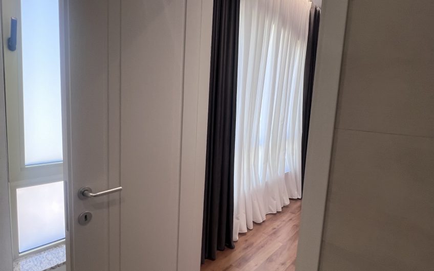 For RENT 3 bedroom, brand new appartment just by the park and Air Albania area
