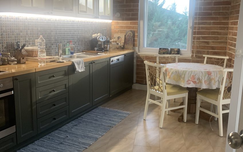 3 bedroom apt in compound available from next August’ 27