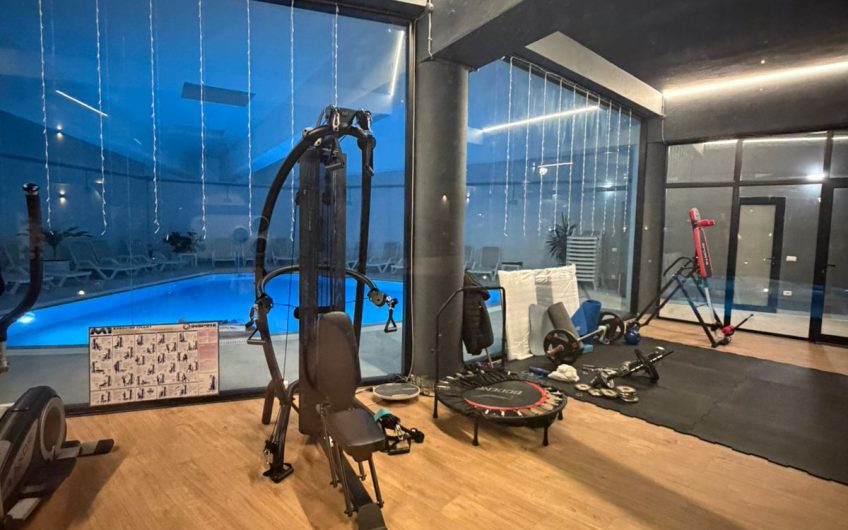 5 bedrooms Residence for rent