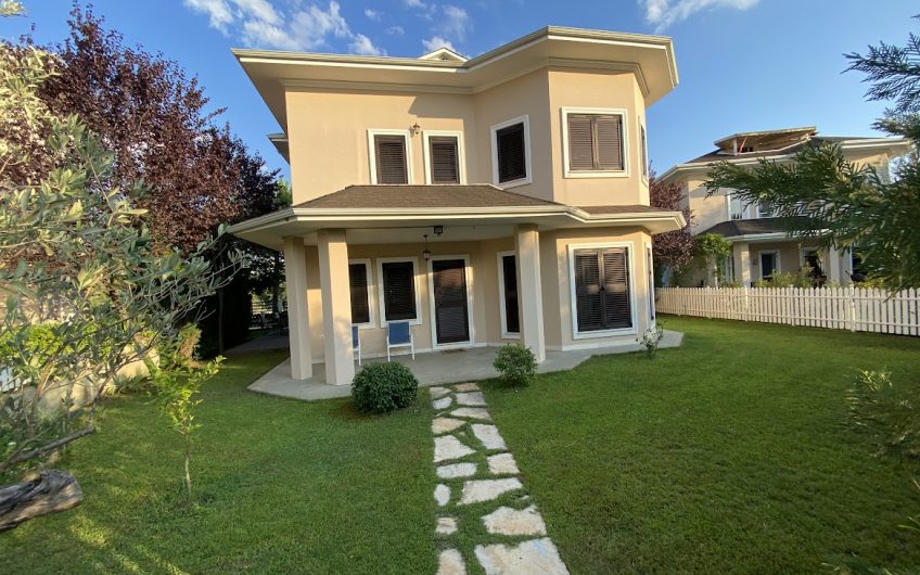4 bedroom vila for rent
